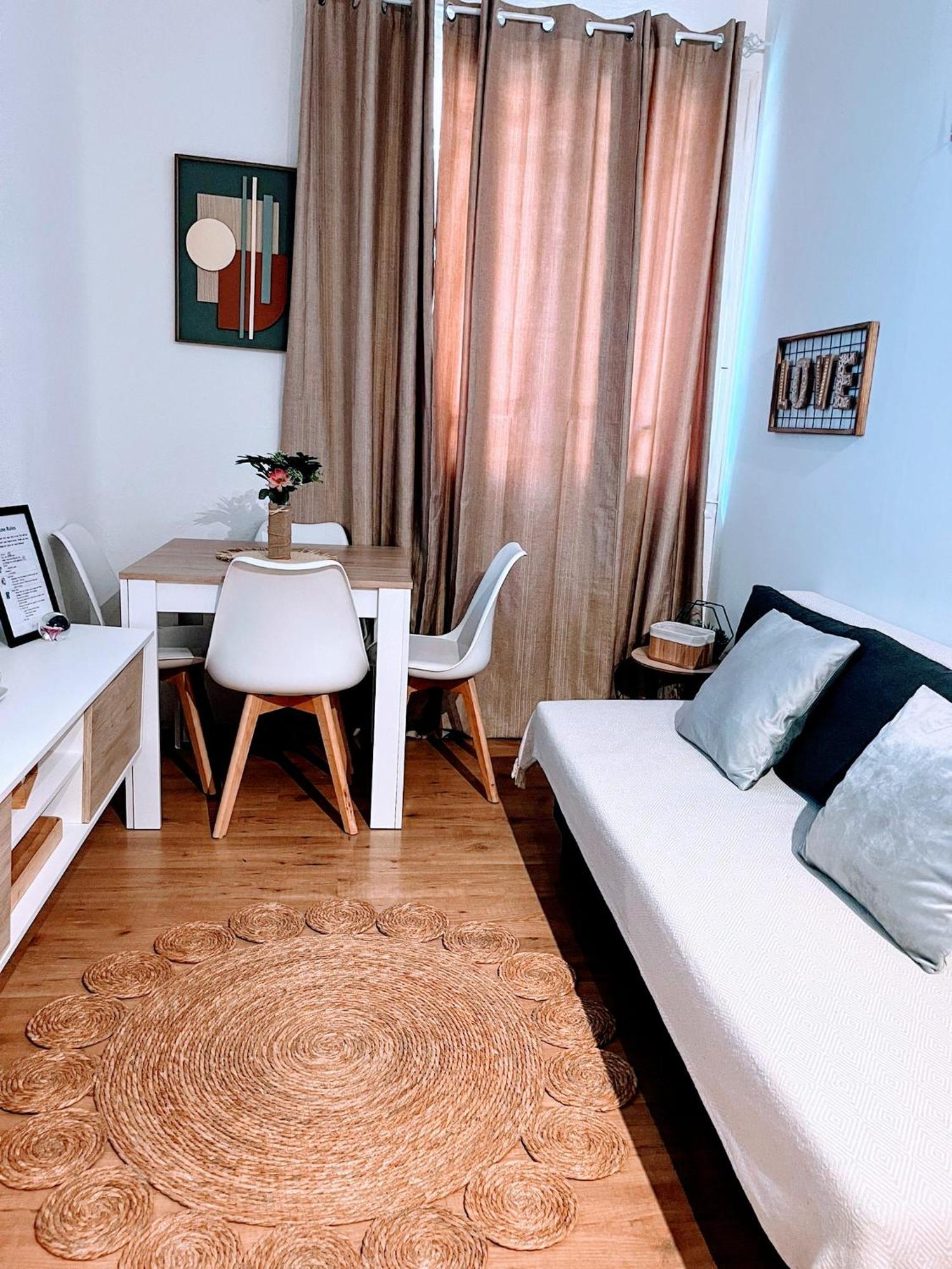 Piso En Chamberi 2 Habitaciones Madrid Bagian luar foto